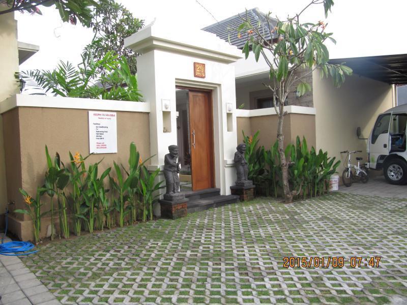 Ayu Love & Harmony Guest House Sanur Exterior foto